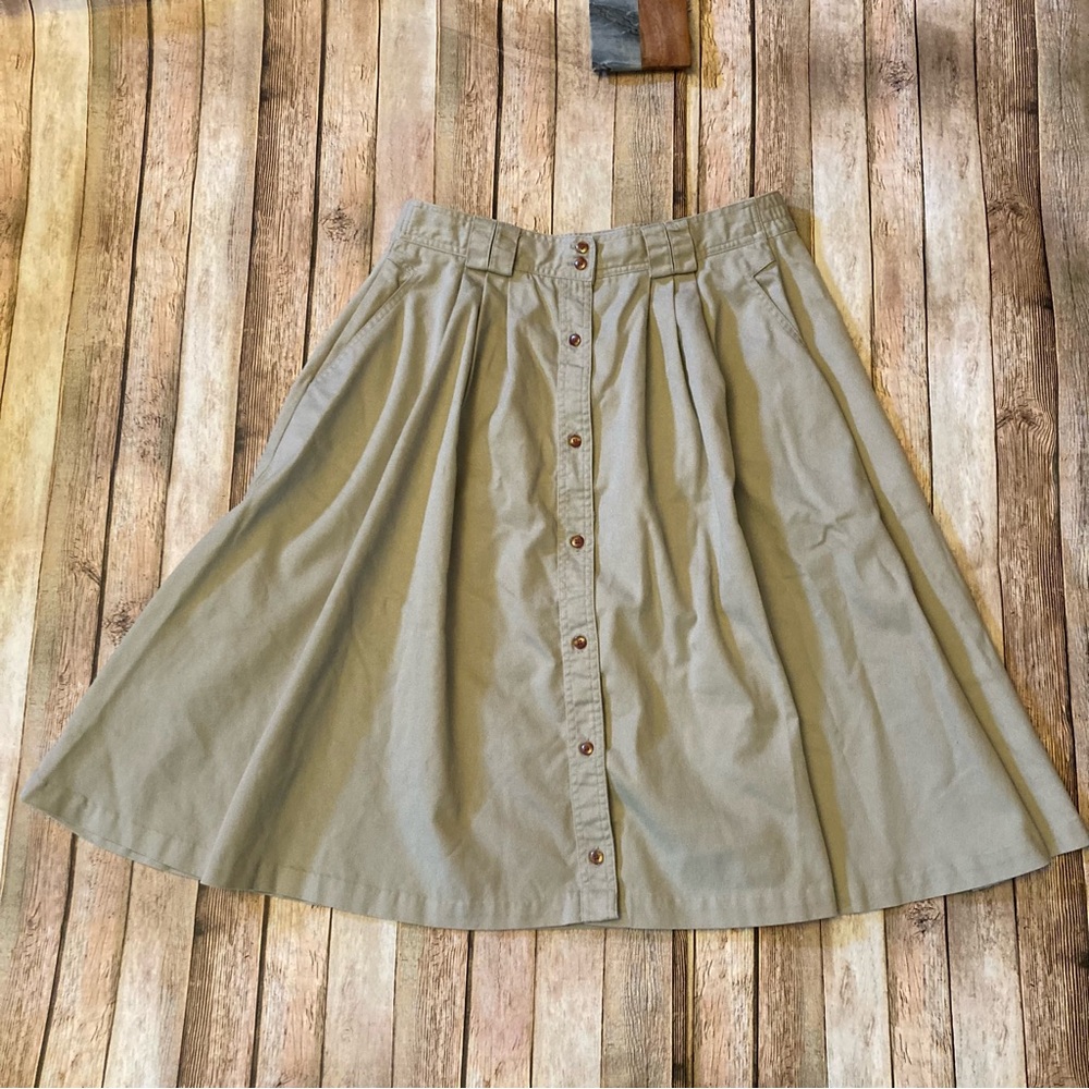 Elegant Beige Button-Front A-Line Skirt